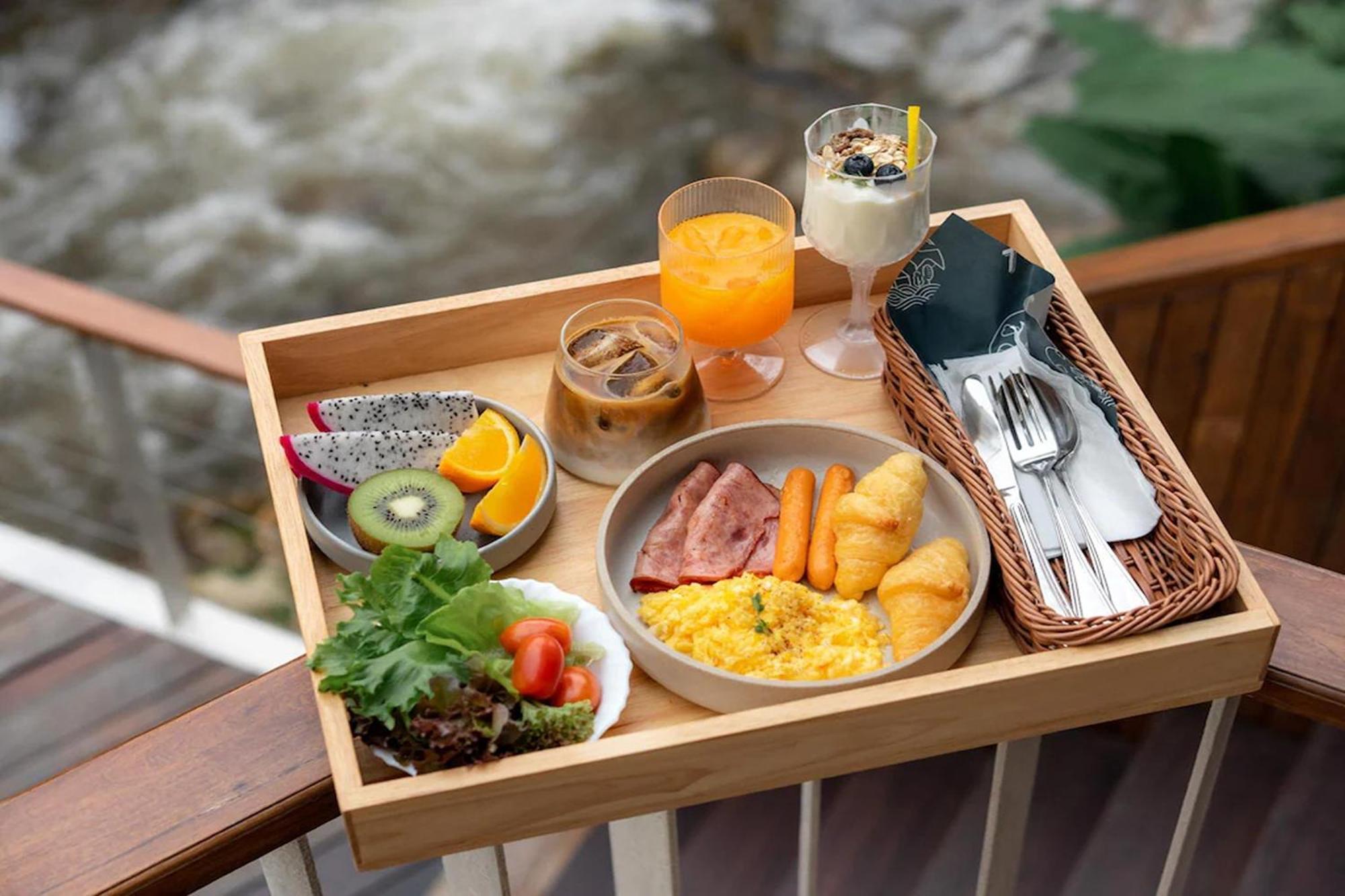 Taryn Tara Cafe And Stay Chiang Mai Bagian luar foto